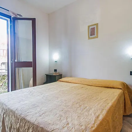 Trilo Apartment